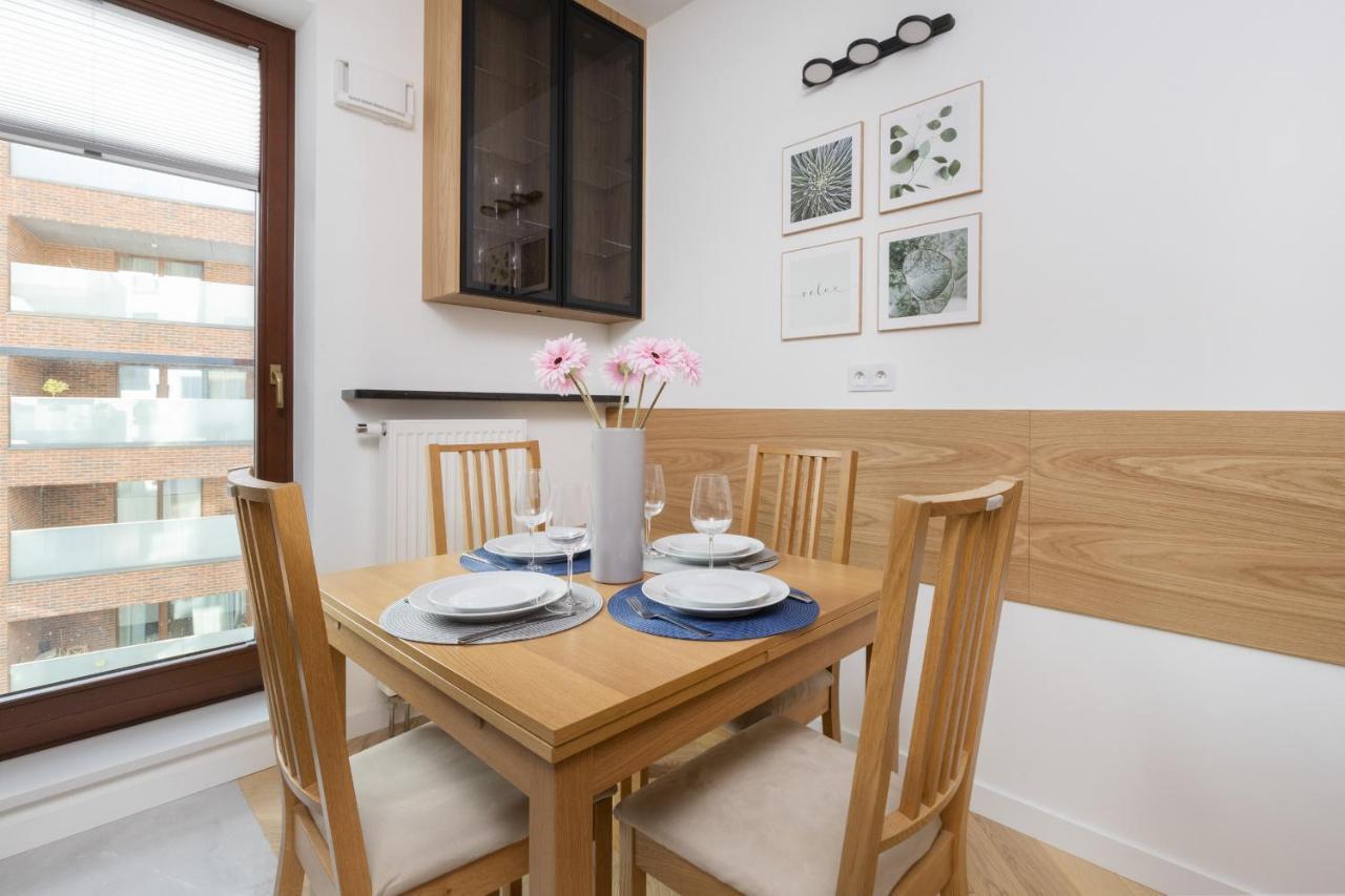 Warsaw Praga Okrzei Apartment By The River By Noclegi Renters Екстериор снимка